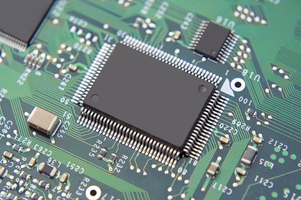 GPUs vs. CPUs: What's the Difference?