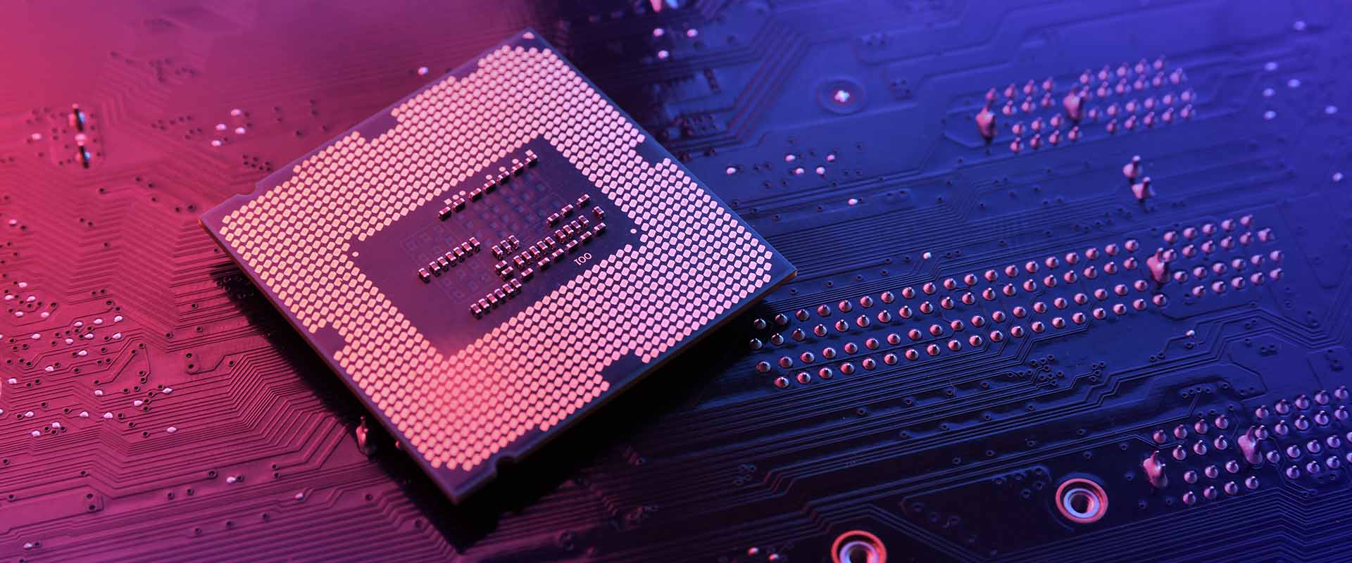 Examining Data Center Liquid Cooling: Immersion vs. Direct-to-Chip Systems